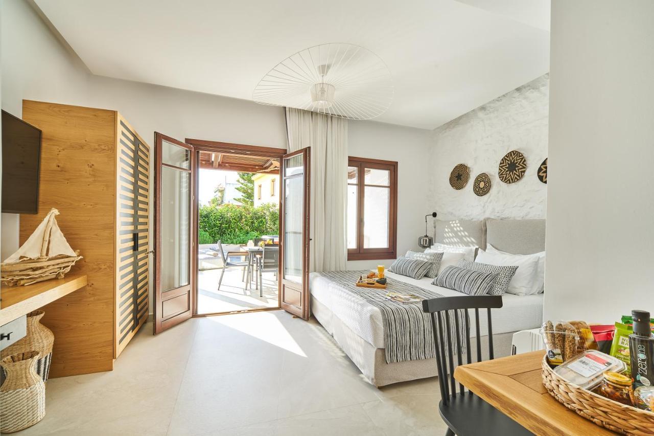 Vista Del Porto Luxury Suites Rethymno  ภายนอก รูปภาพ