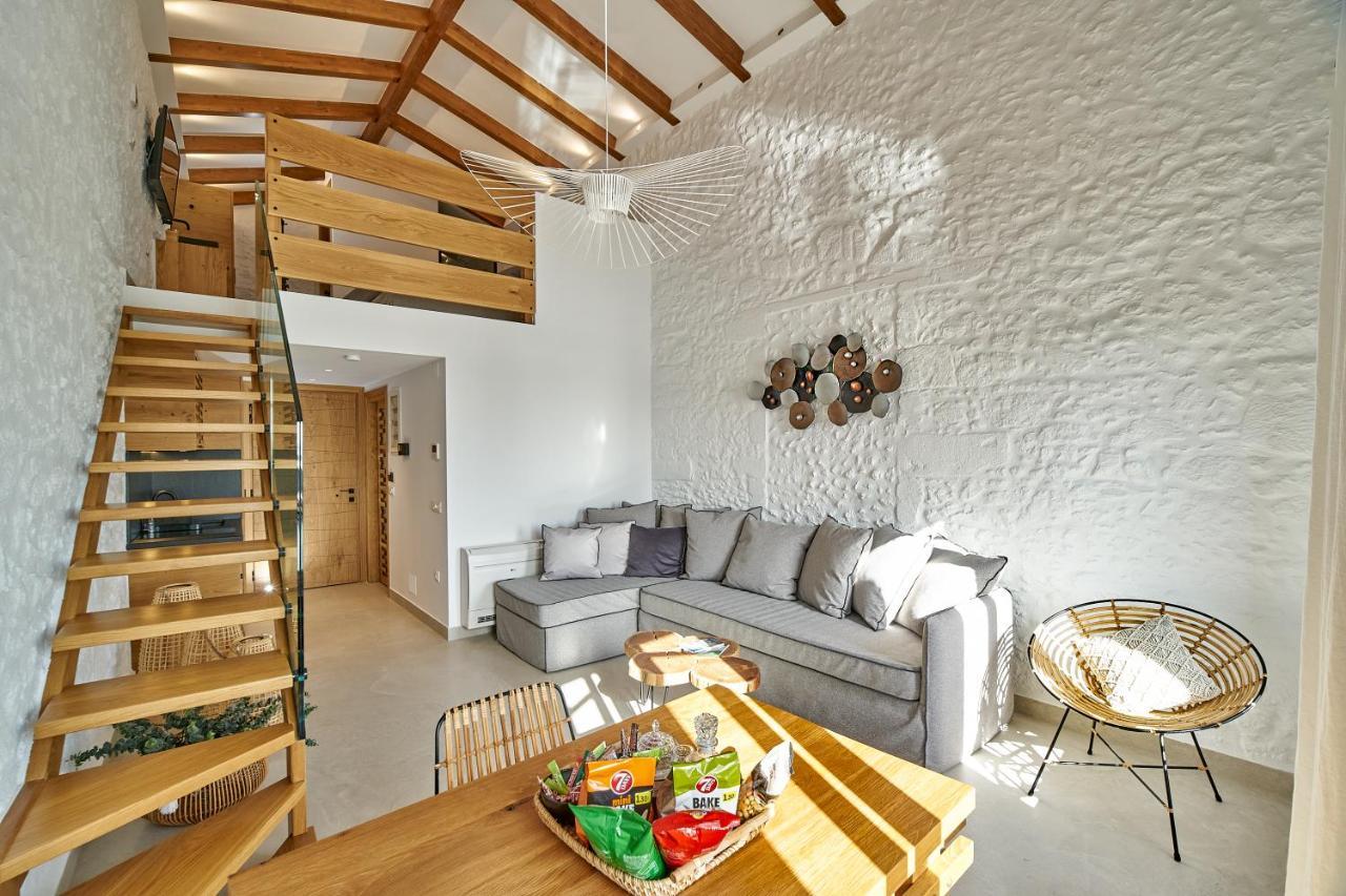 Vista Del Porto Luxury Suites Rethymno  ภายนอก รูปภาพ