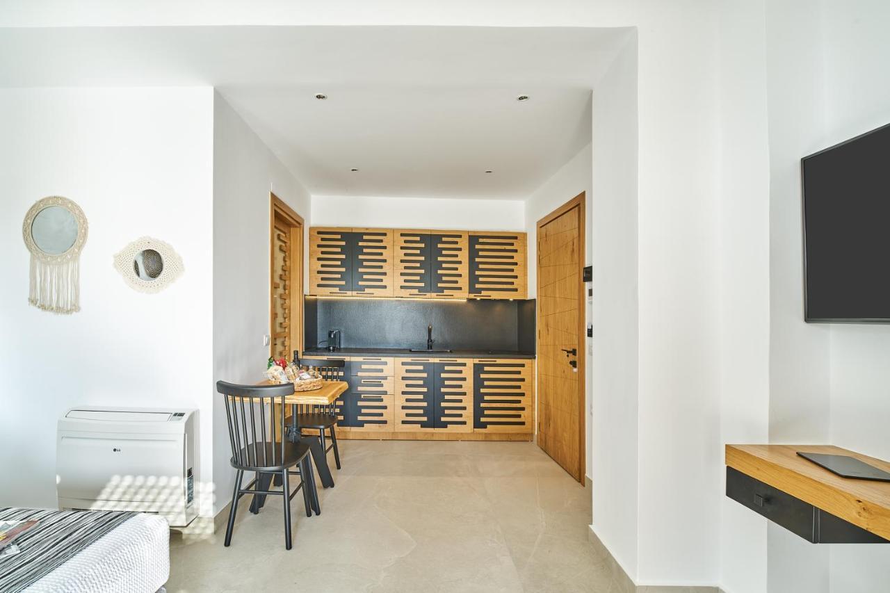 Vista Del Porto Luxury Suites Rethymno  ภายนอก รูปภาพ
