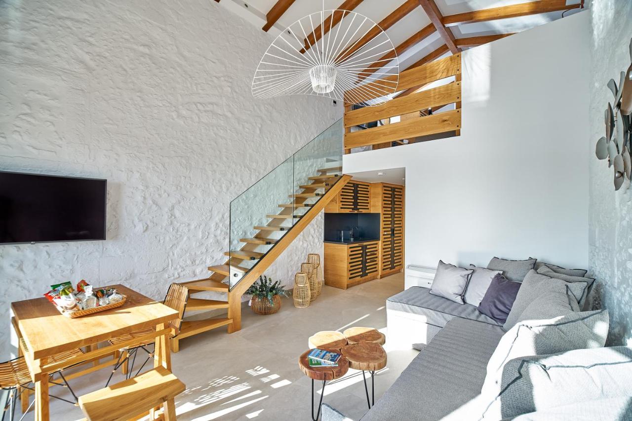 Vista Del Porto Luxury Suites Rethymno  ภายนอก รูปภาพ